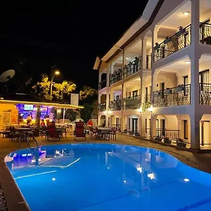 Leons Sun Village Hotel